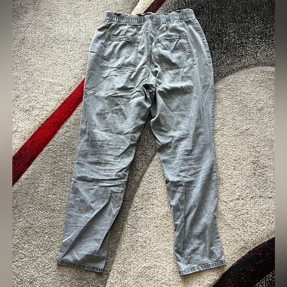 Old Navy Paperbag 2PC Bundle Pants - Picture 4 of 7